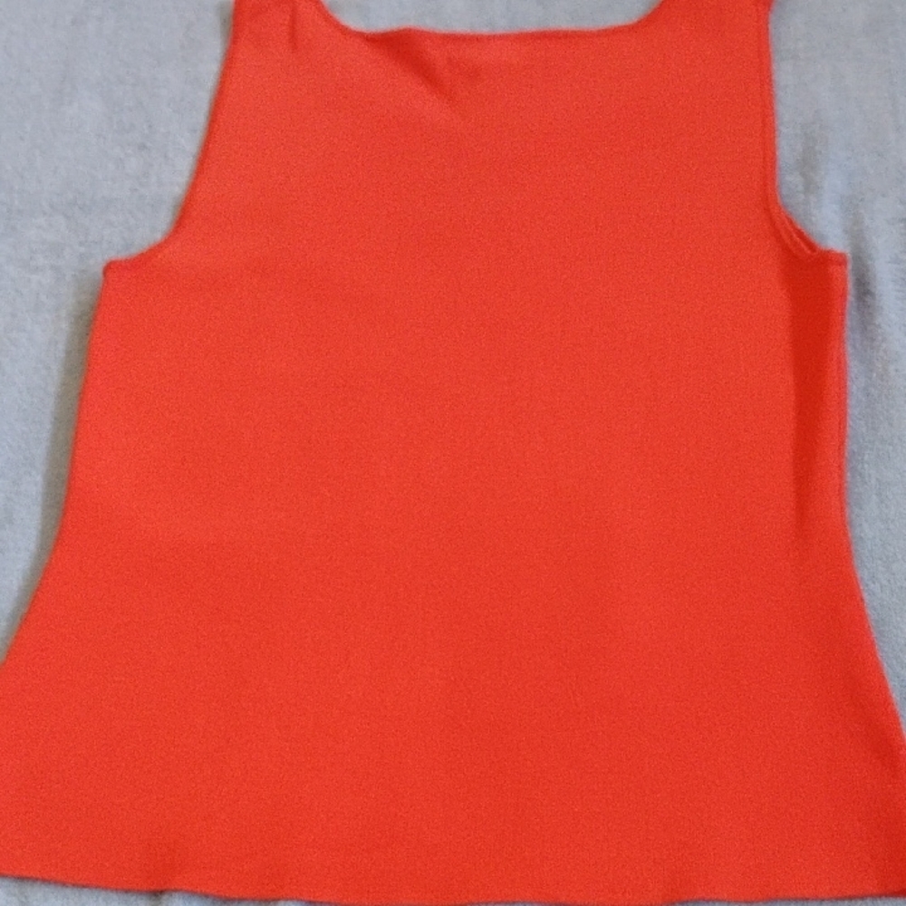 Cable & Gauge Orange Sleeveless Fitted Tank Top - Picture 2 of 8